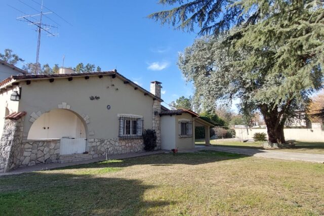 Casa en venta en B° Parque Carrasco, Anisacate