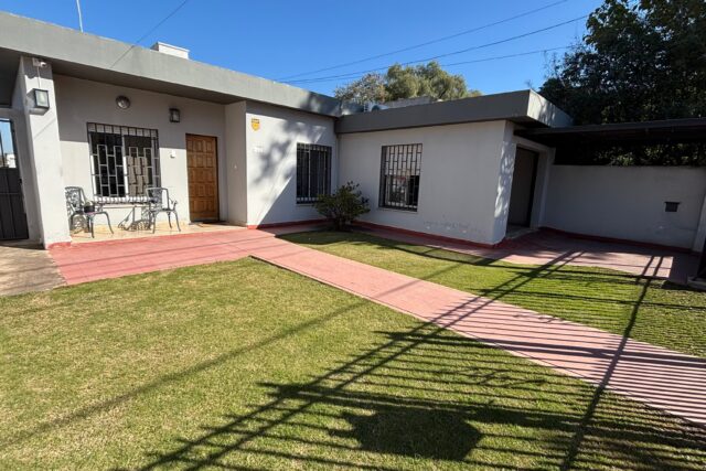 Casa en venta en B° Pellegrini, Alta Gracia